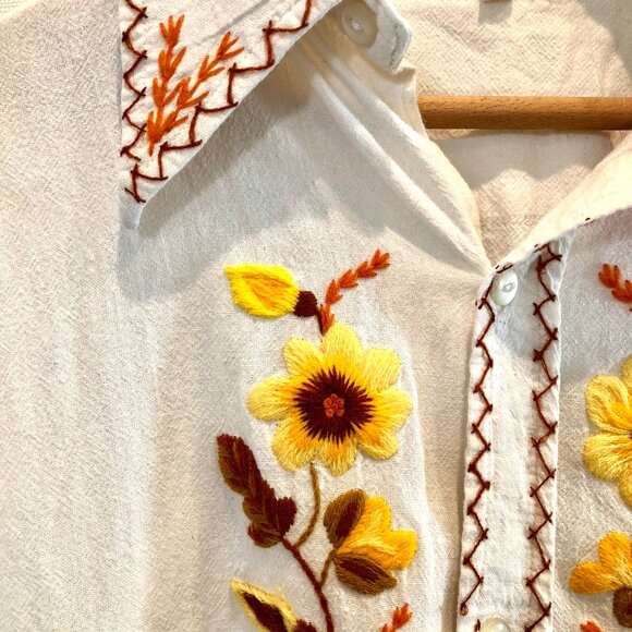Vintage 1970s Boy's Embroidered Shirt Made in Mexico - Picture 2 of 11